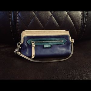 Coach leather wallet. Navy blue and ivory